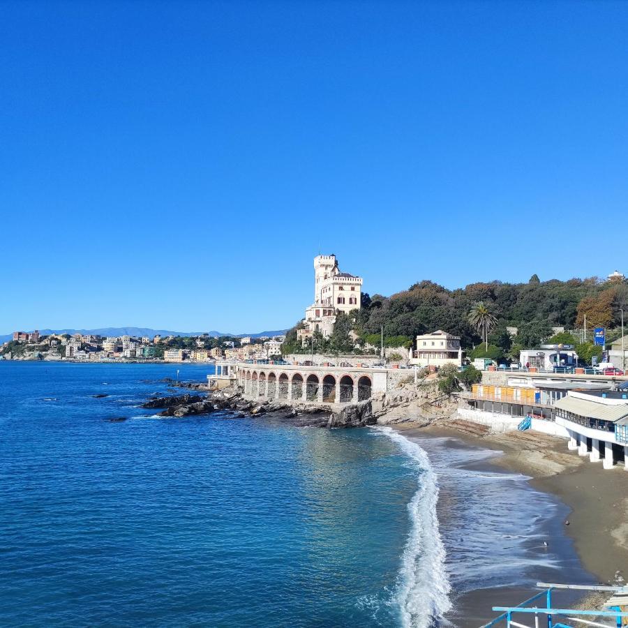 La Casa Di Ari Vicinissimo Ospedale Gaslini Genovaアパートメント エクステリア 写真